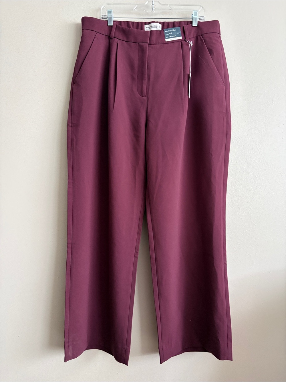 NWT Abercrombie & Fitch Curve Love Sloane Wide Leg Pants Red Wine 34R